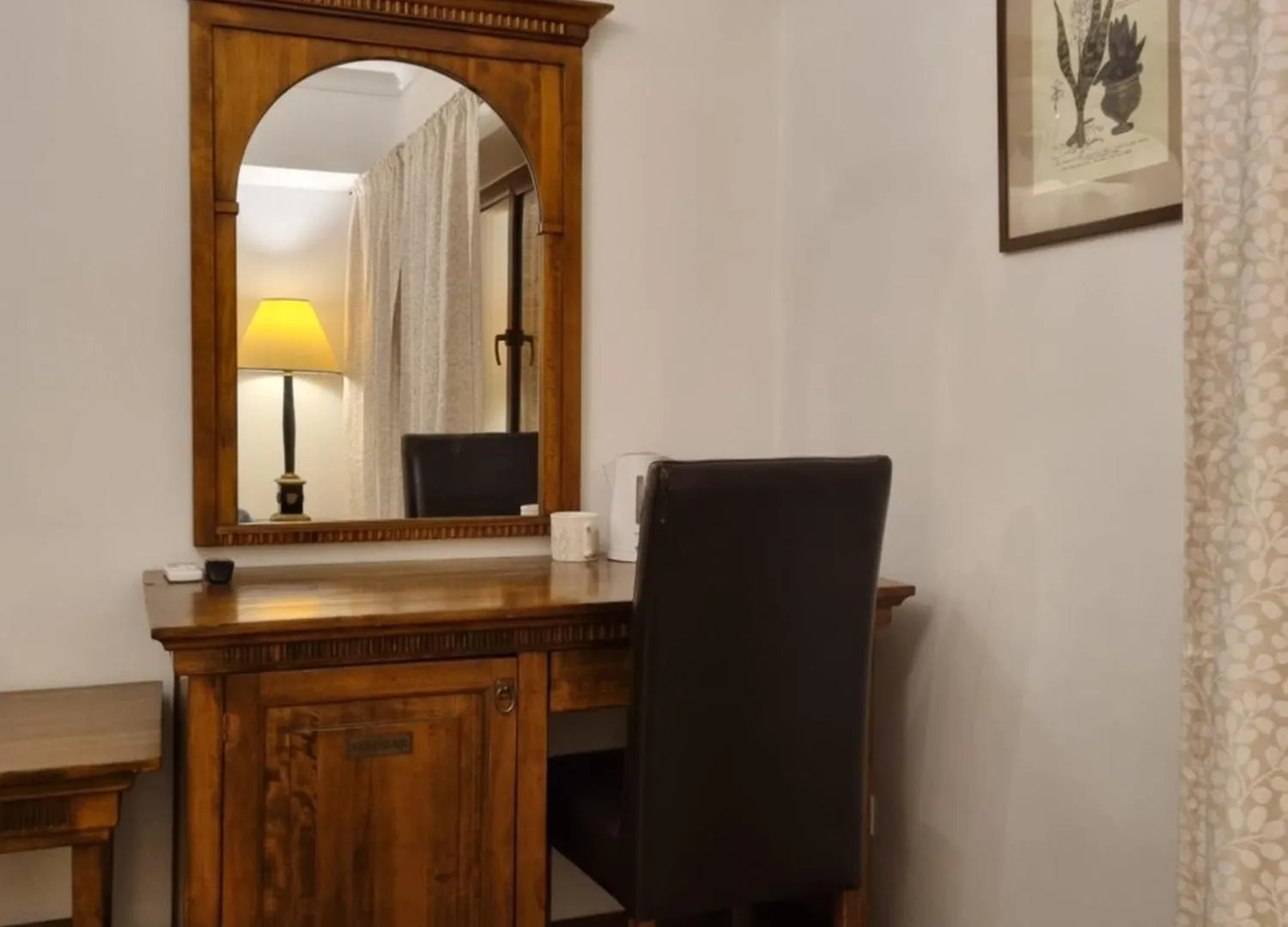 Room 27 @ Arc De Triomphe Bucharest