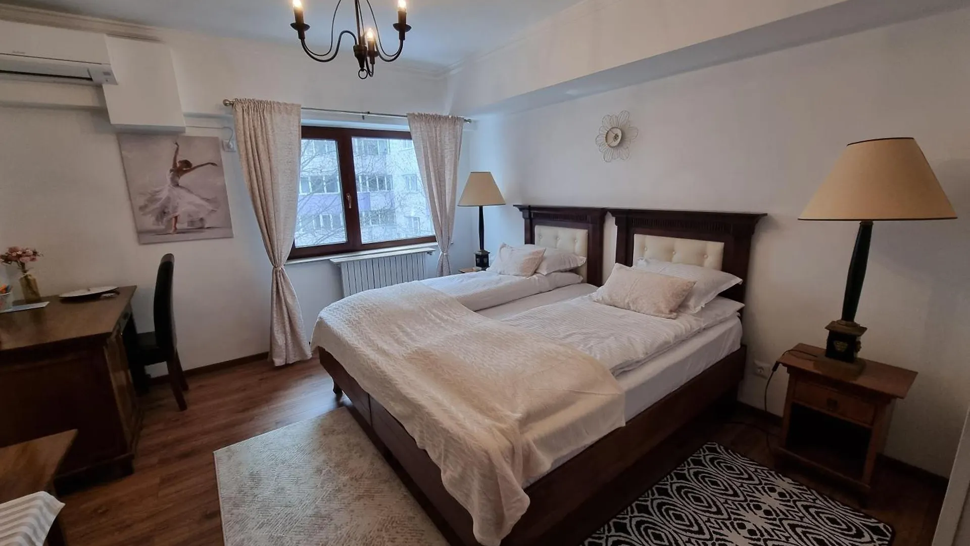 Room 27 @ Arc De Triomphe Bucharest 0*,